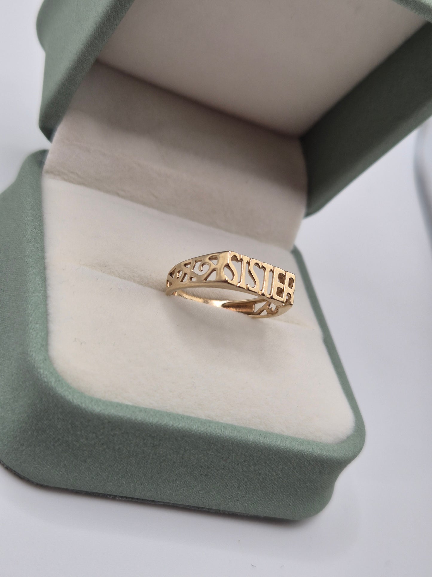 9ct gold Sister ring
