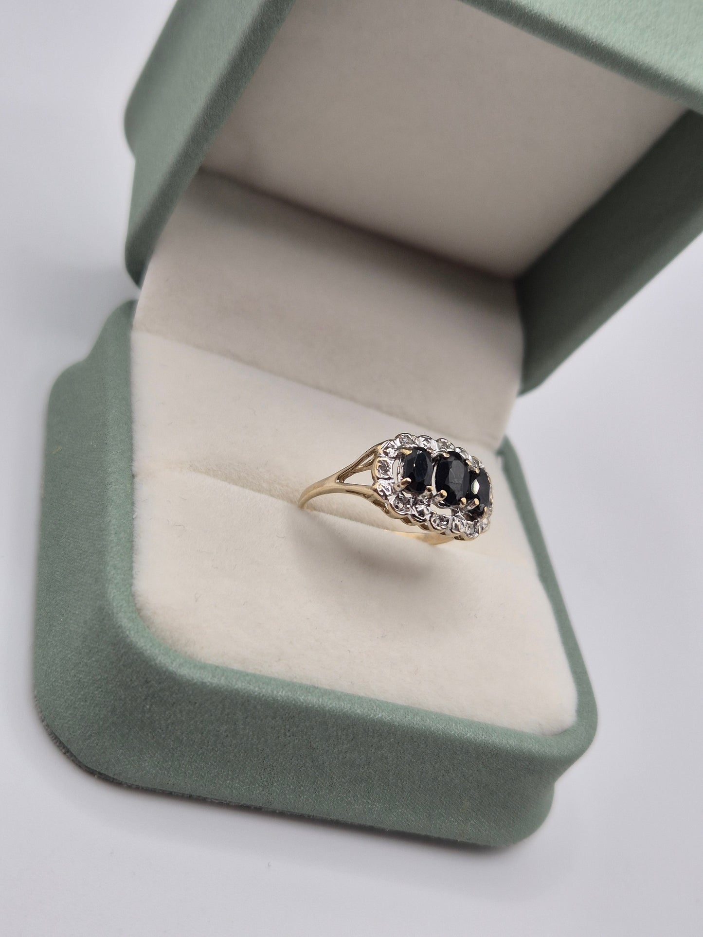 9ct gold sapphire and diamond ring