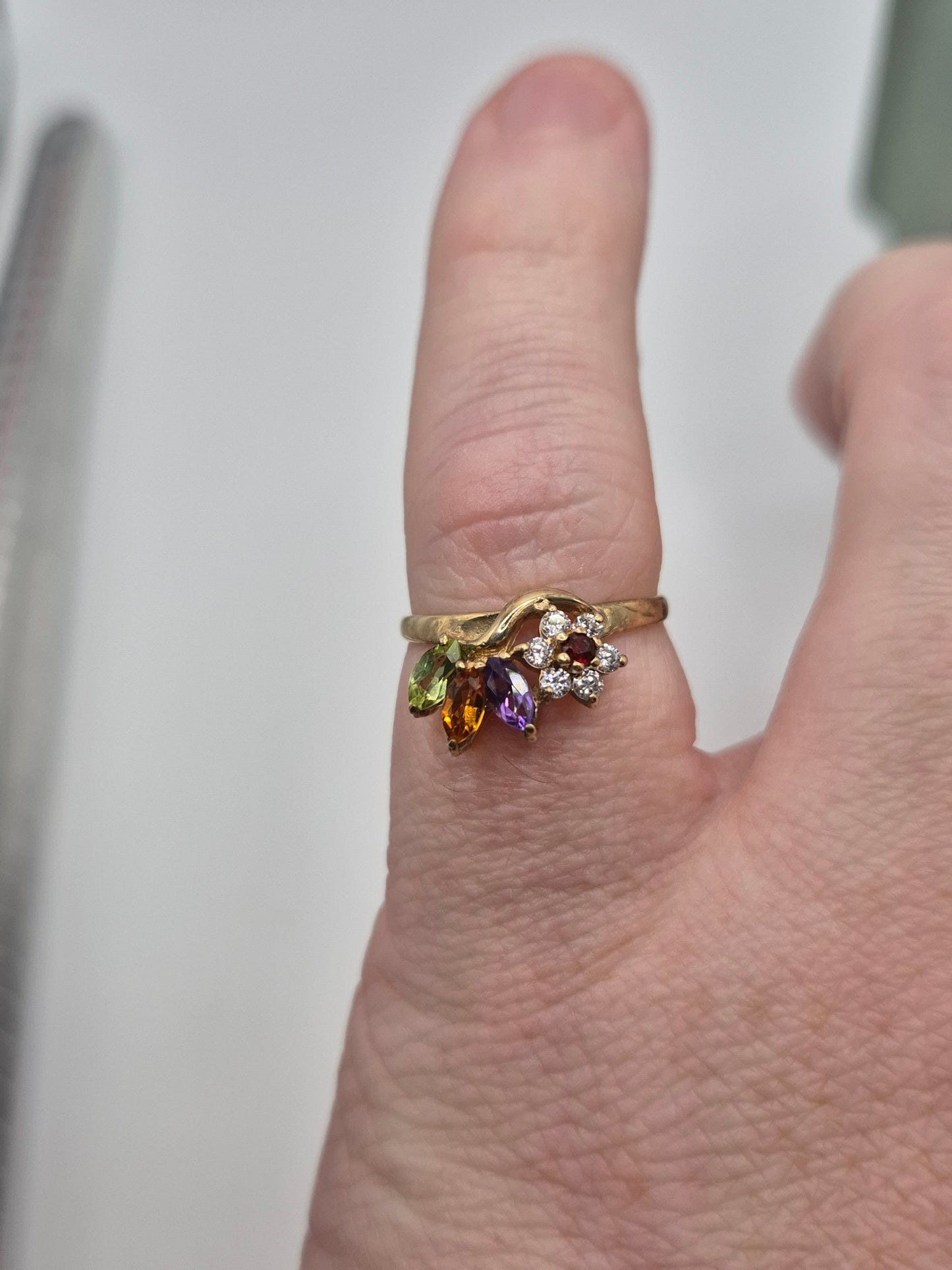 9ct gold multigem ring