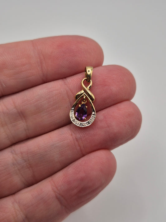 9ct gold amethyst and diamond pendant