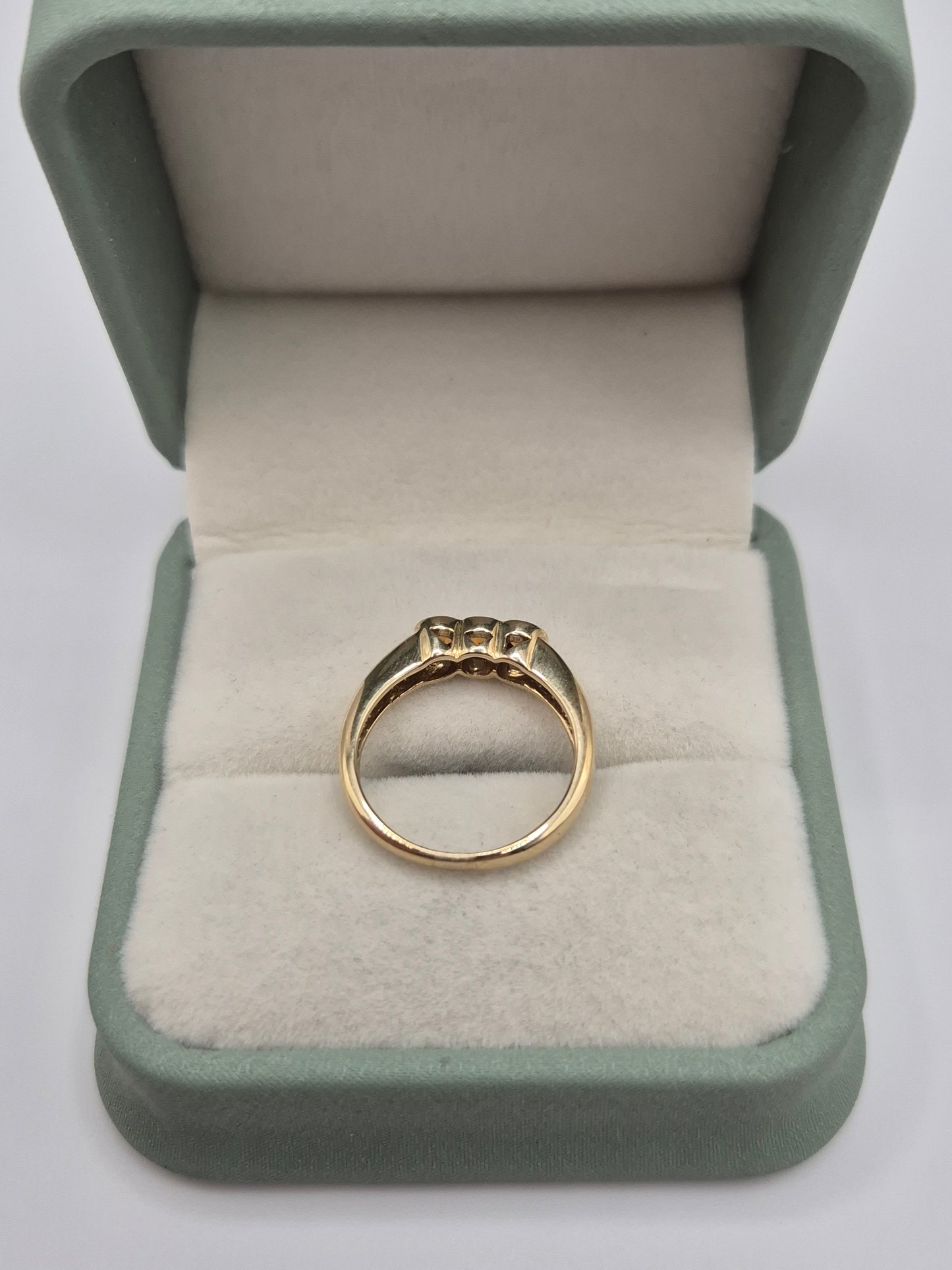 9ct gold orange sapphire ring