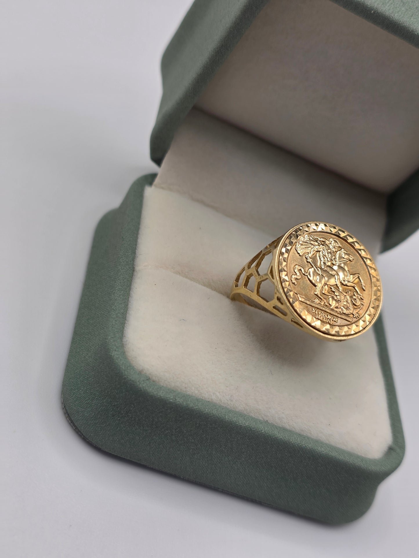 9ct gold st george ring