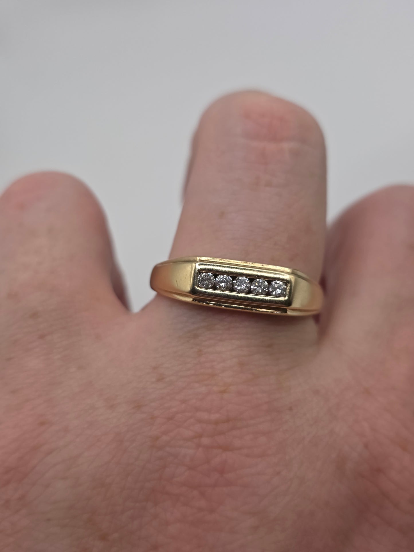 9ct gold diamond signet ring