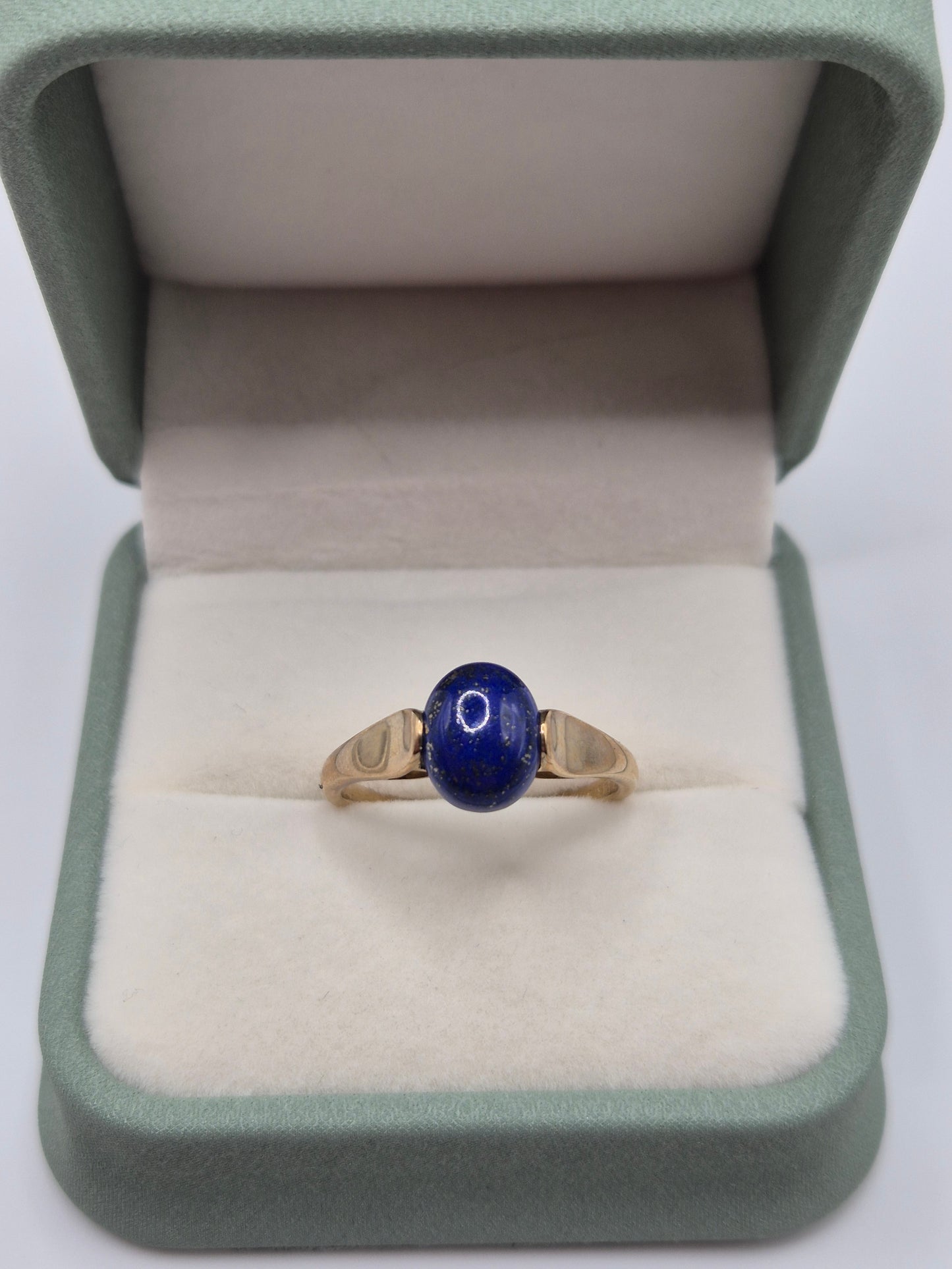 9ct gold lapiz lazuli ring