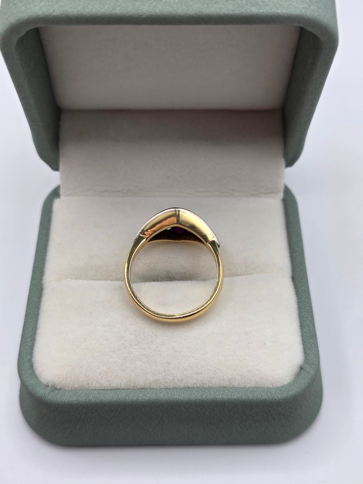 Heavy vintage 18ct gold ruby and diamond ring