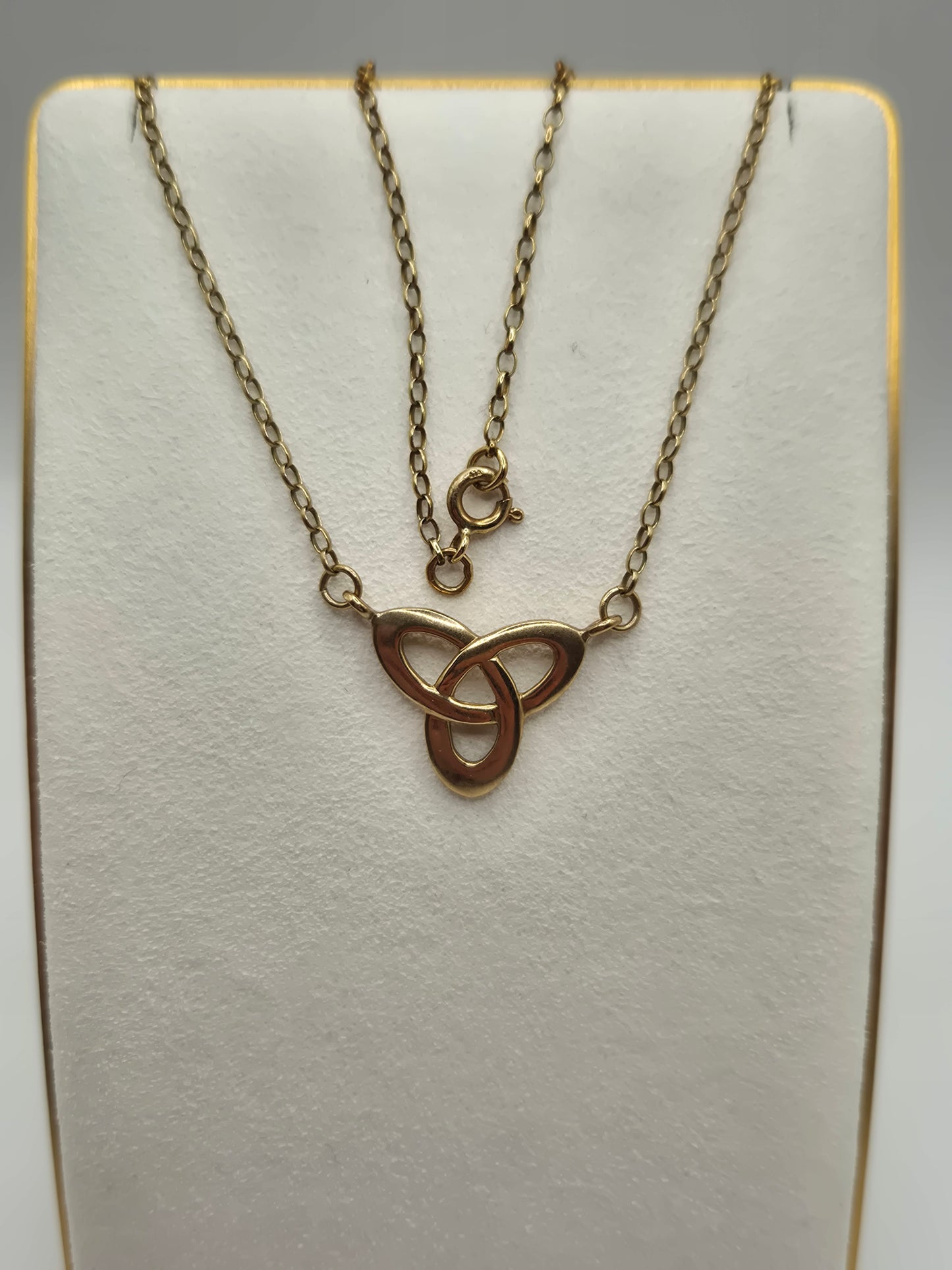 9ct gold celtic necklace
