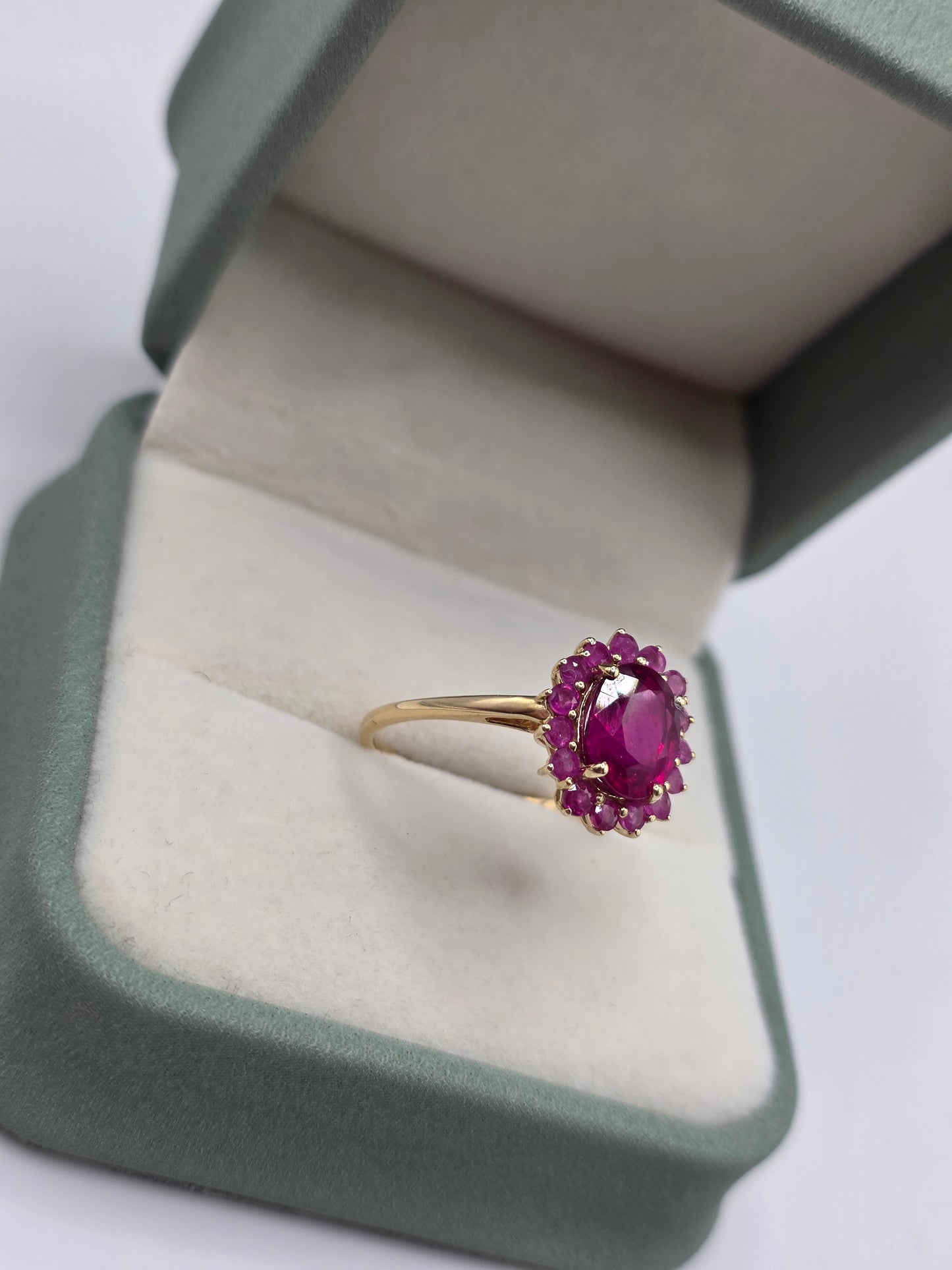 9ct gold ruby cluster ring