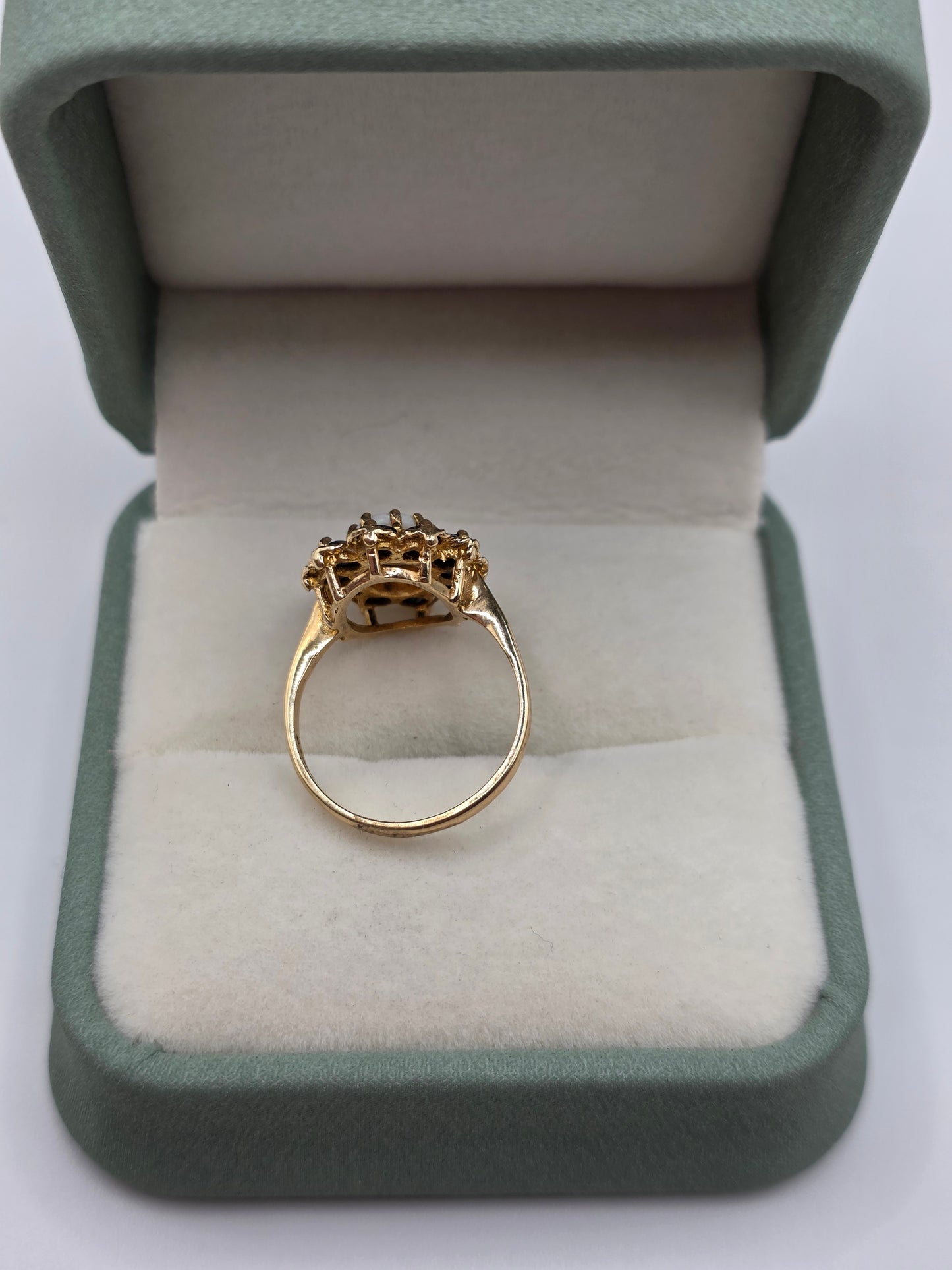 9ct gold opal and sapphire ring
