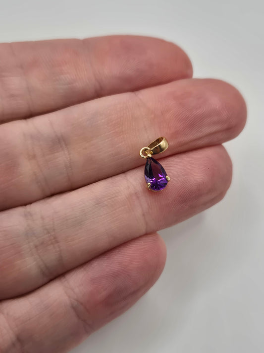 9ct gold amethyts pendant
