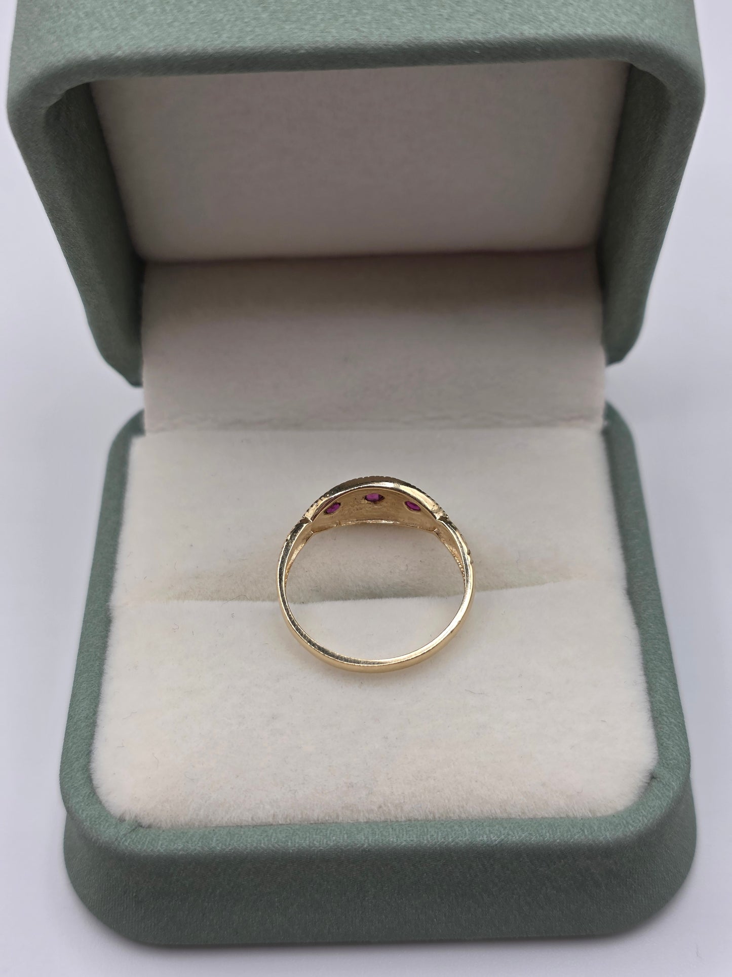9ct gold ruby gypsy ring