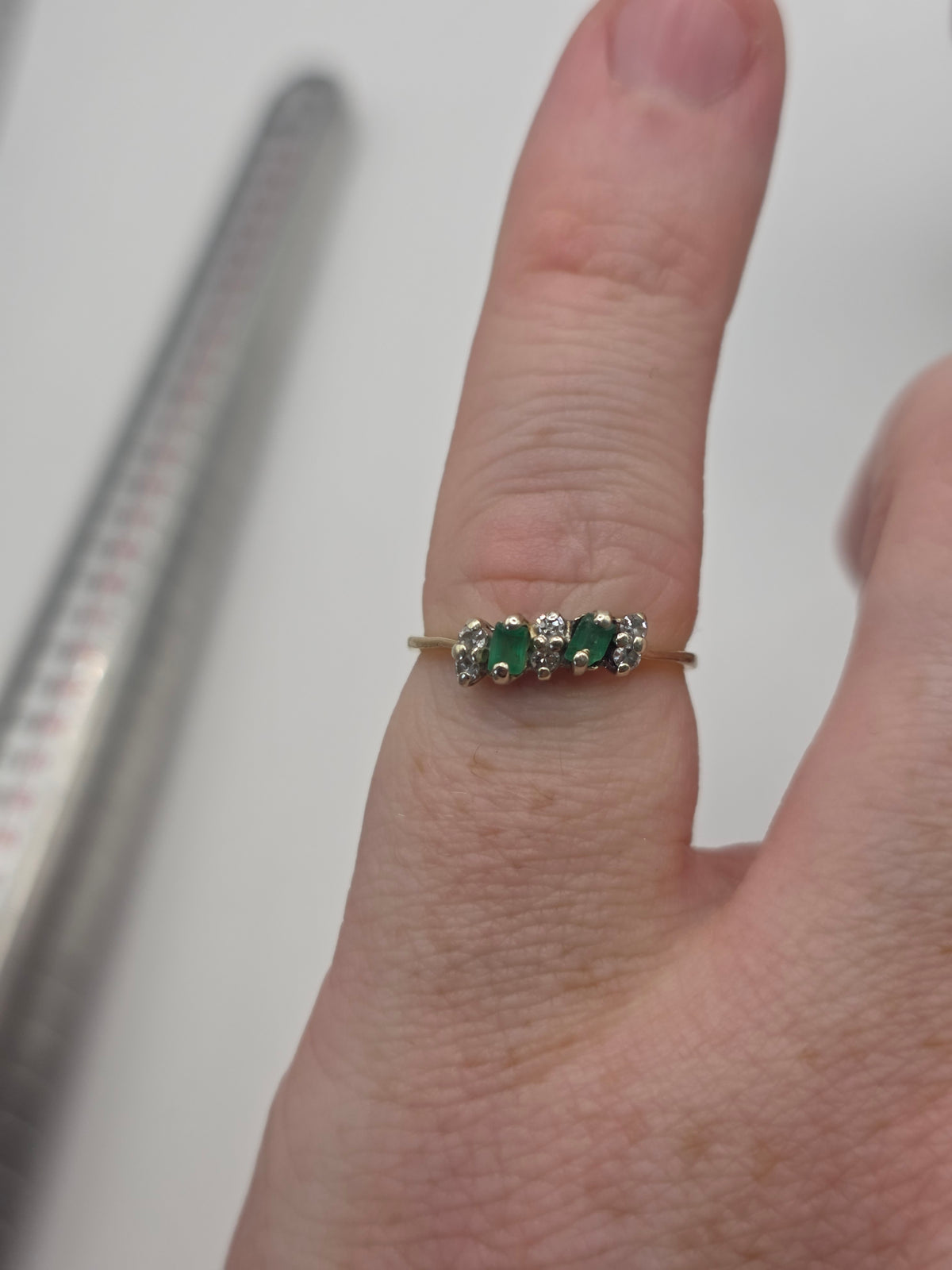 9ct gold emerald and diamond ring