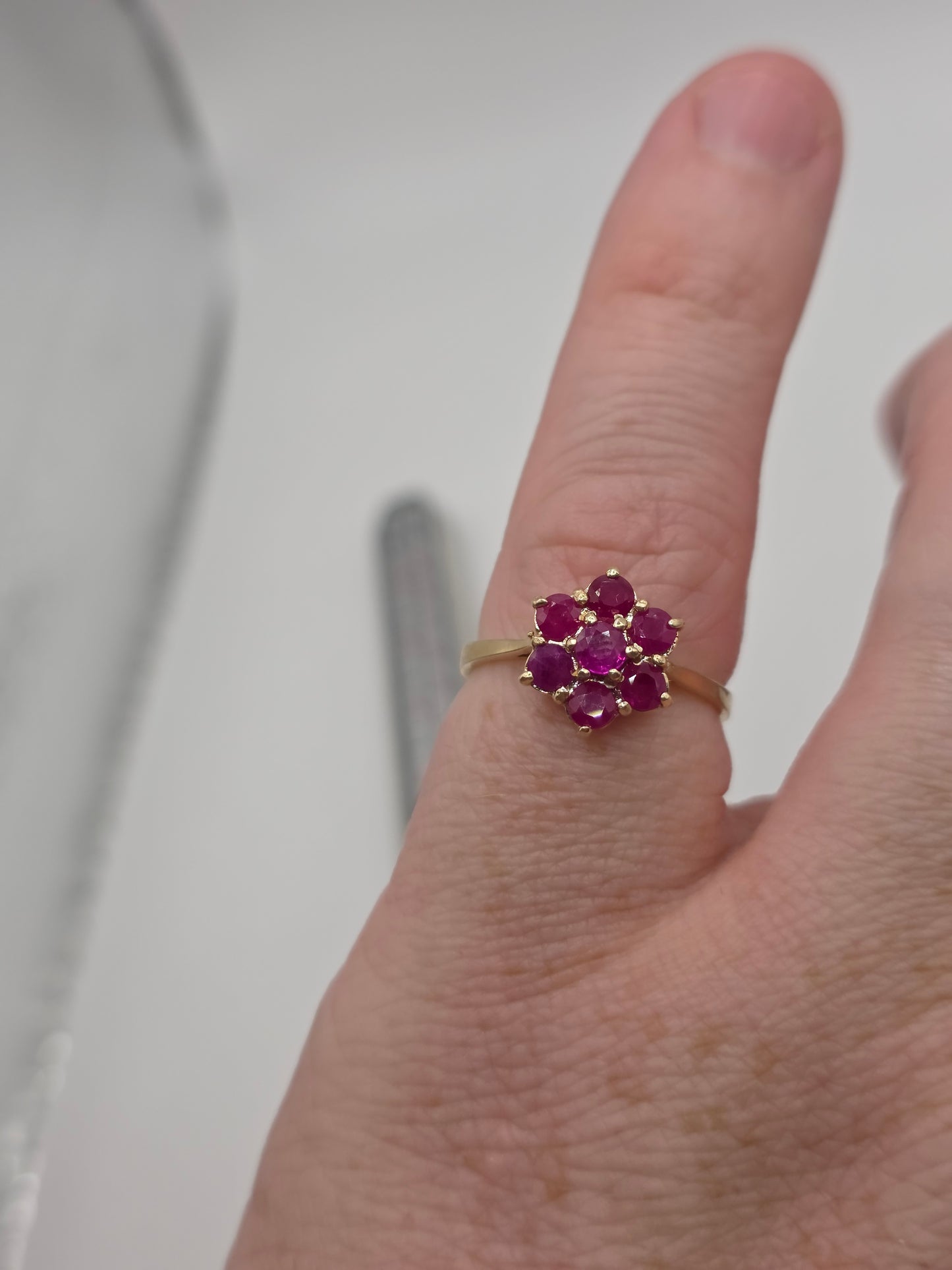 9ct gold ruby cluster ring