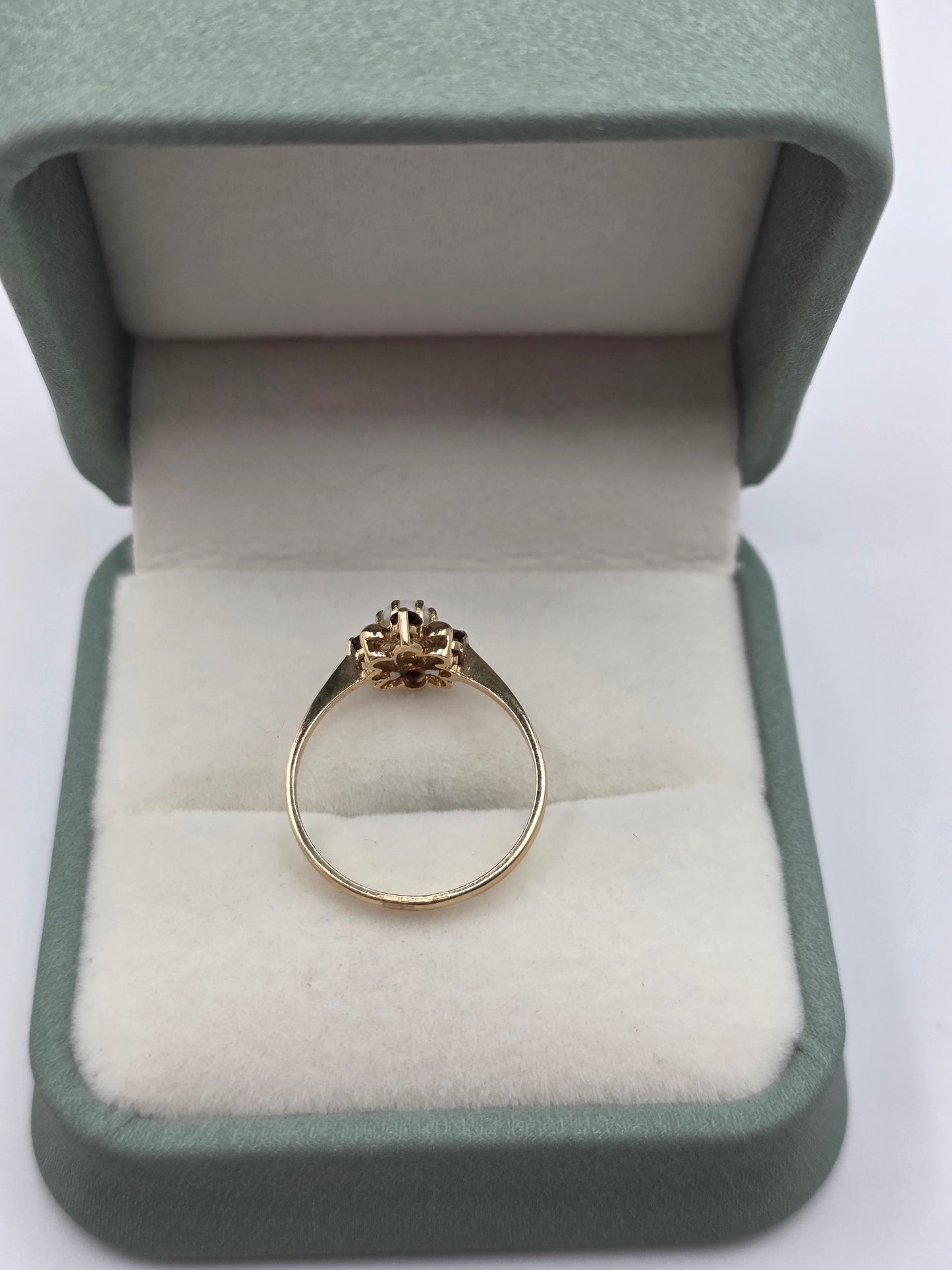 9ct gold opal and garnet ring