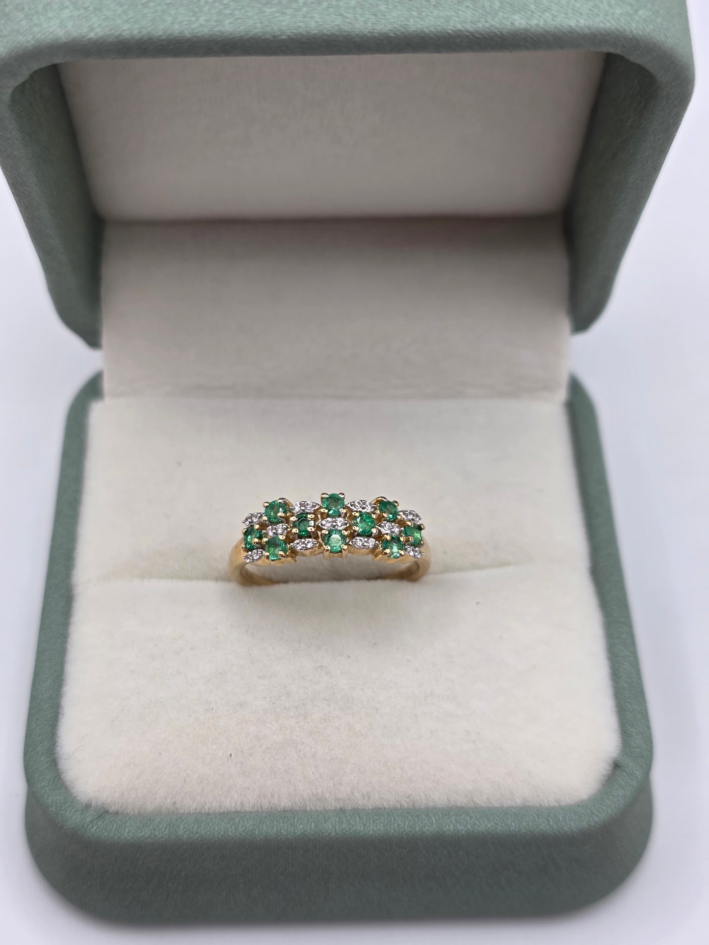 9ct gold green tourmaline and white topaz ring