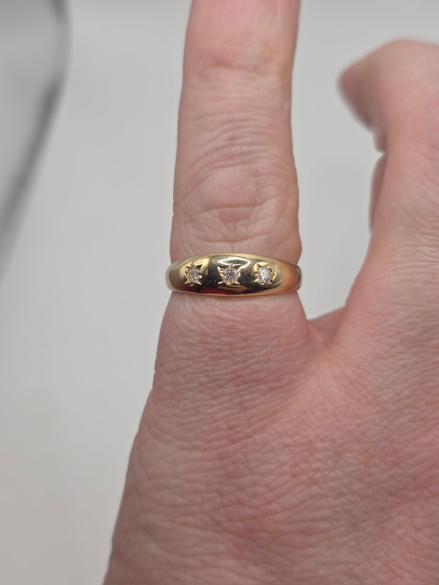 9ct gold diamond gypsy ring