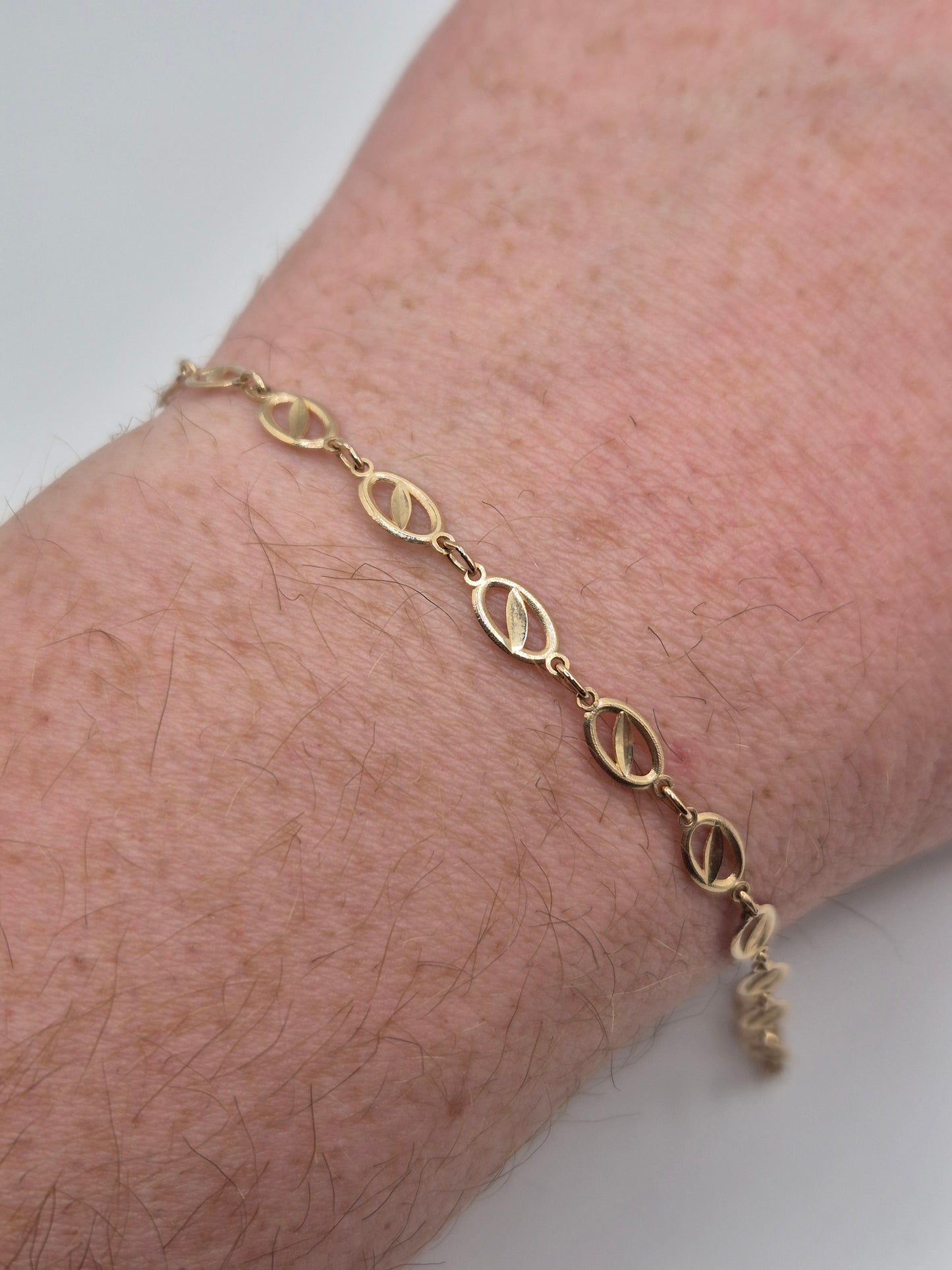 9ct gold bracelet