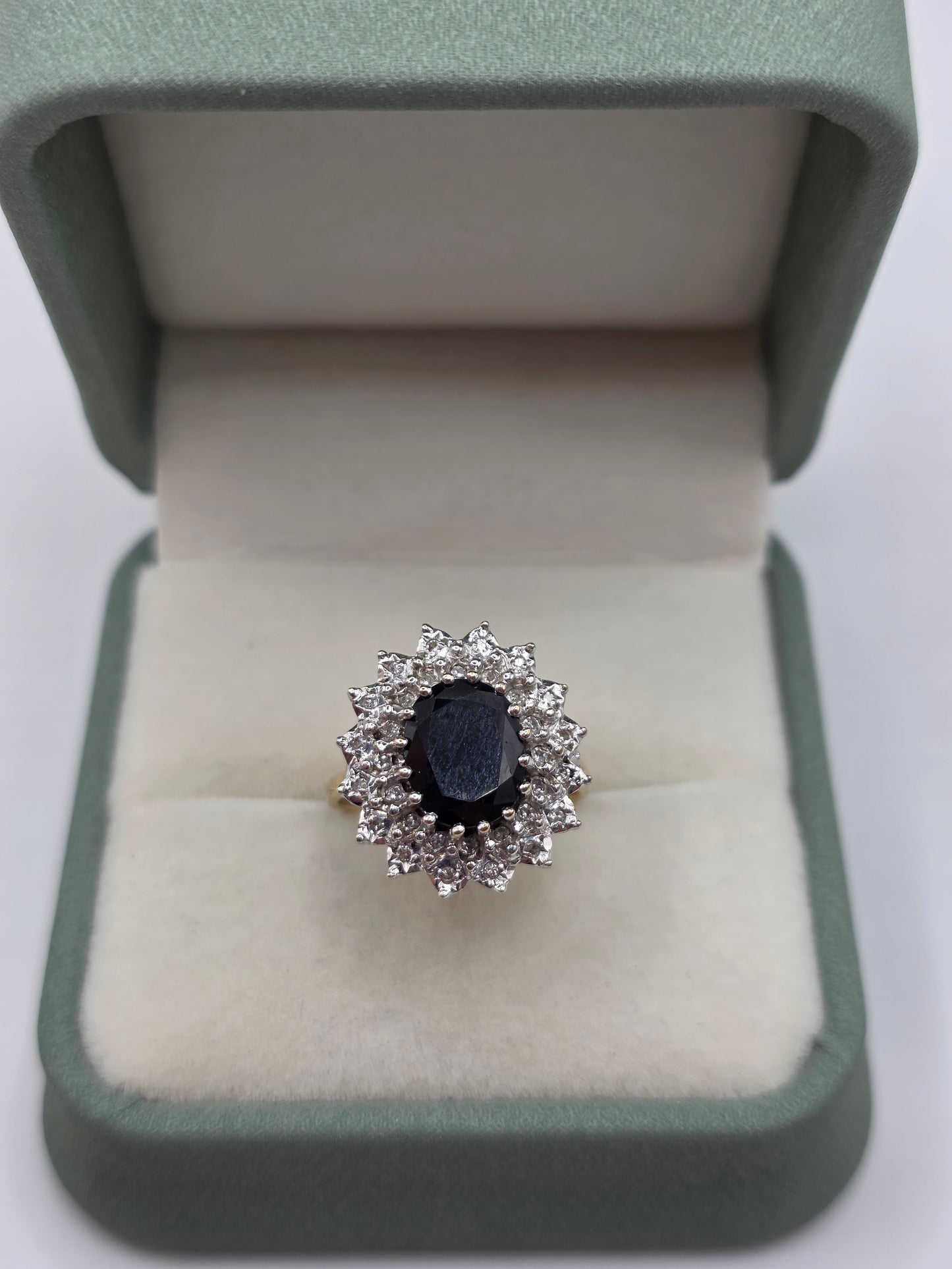 9ct gold sapphire and diamond ring