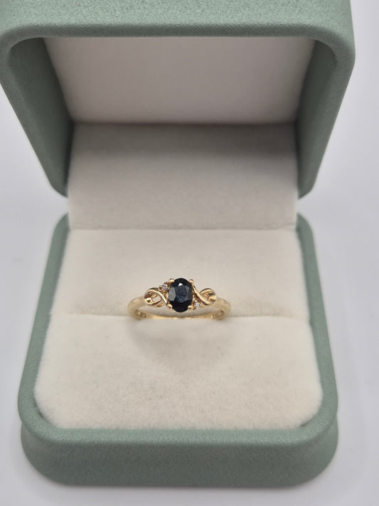 9ct gold sapphire and diamond ring