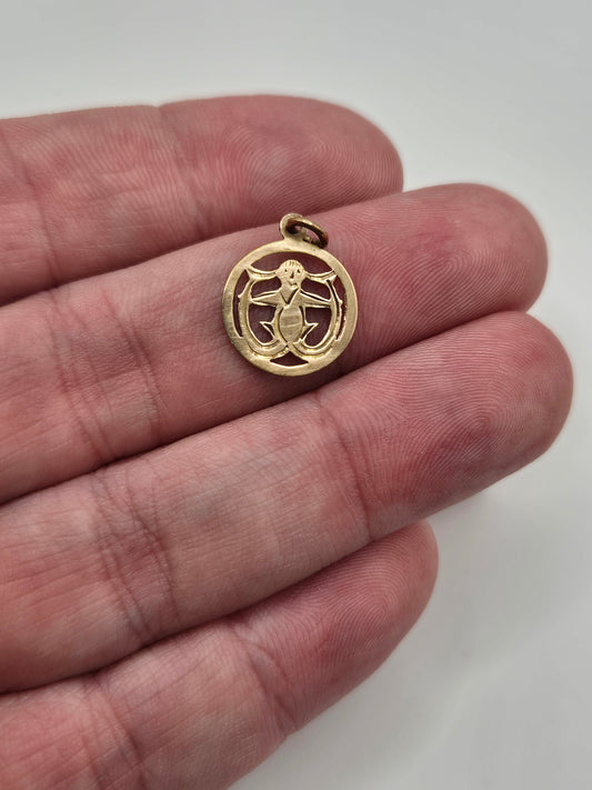 9ct gold zodiac charm