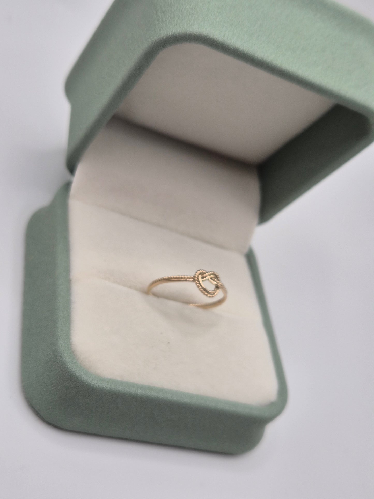 9ct gold knot ring