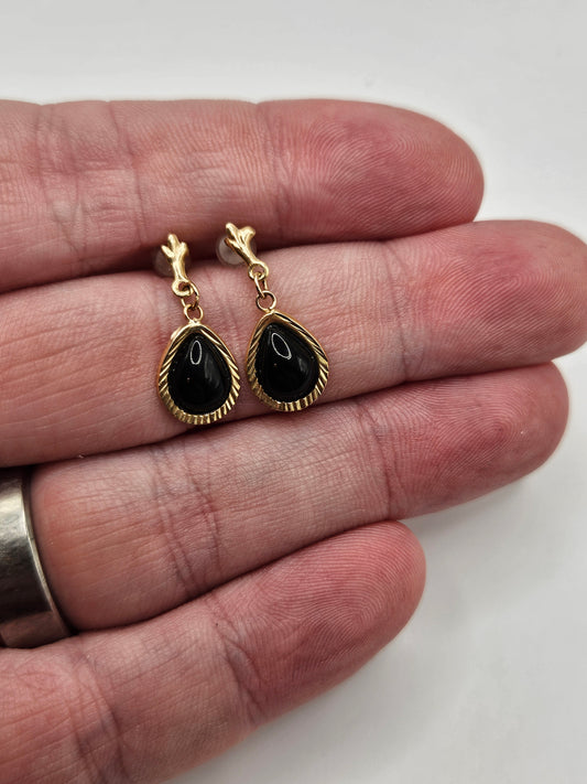 9ct gold onyx earrings