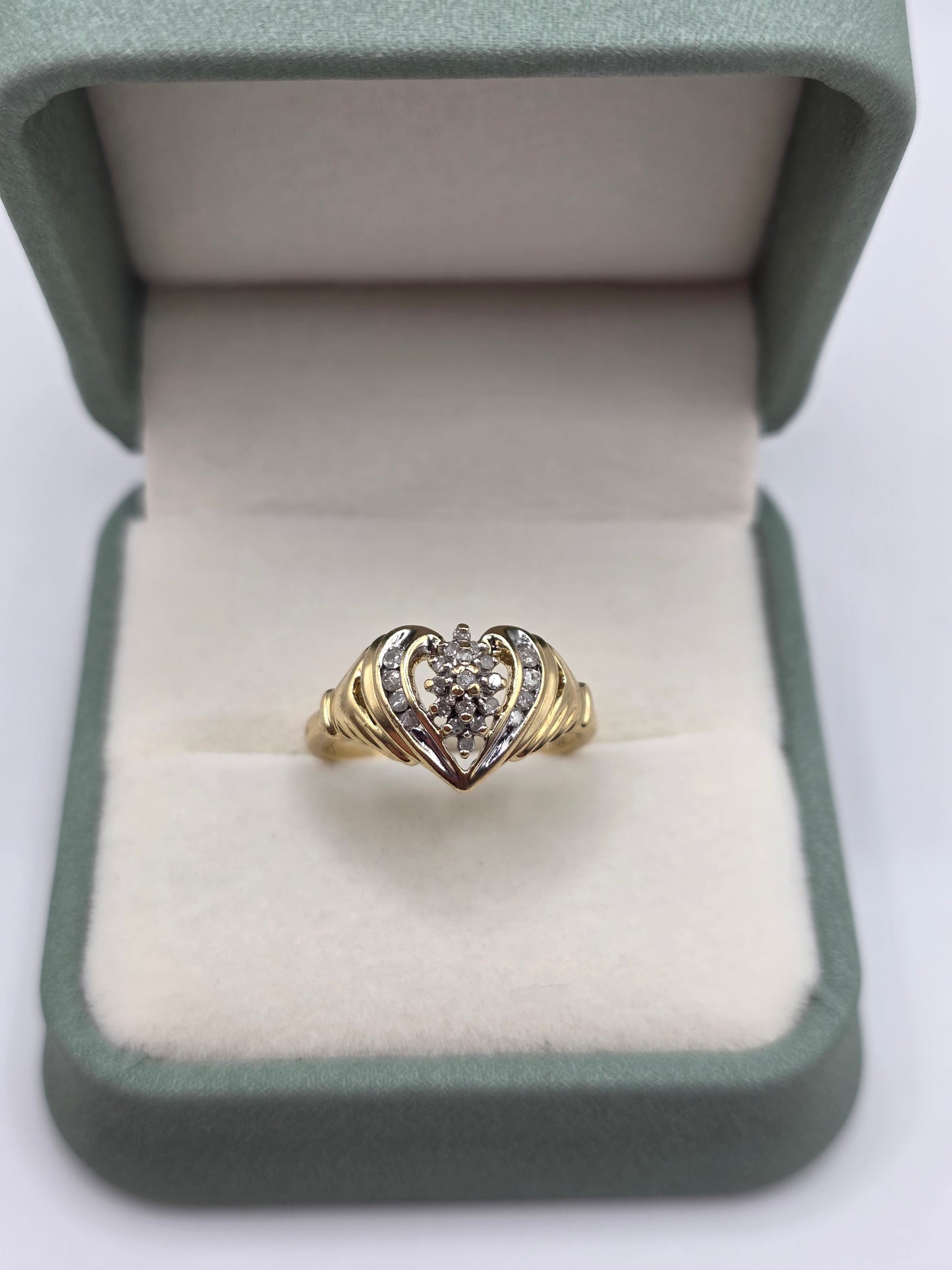 9ct gold diamond claddagh ring