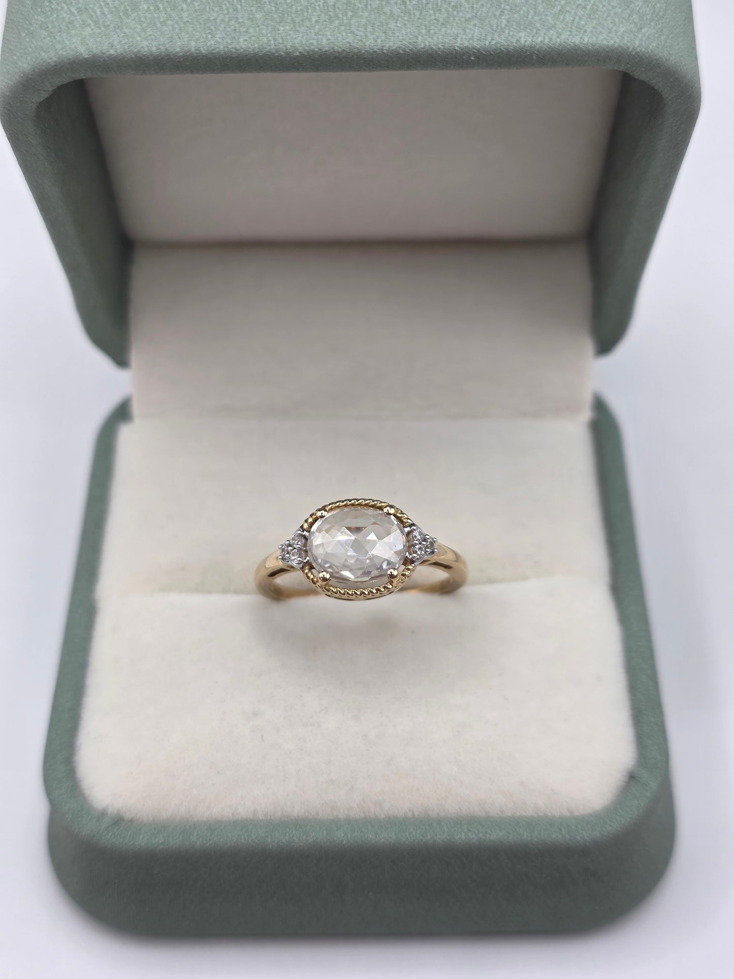 9ct gold morganite and zircon ring