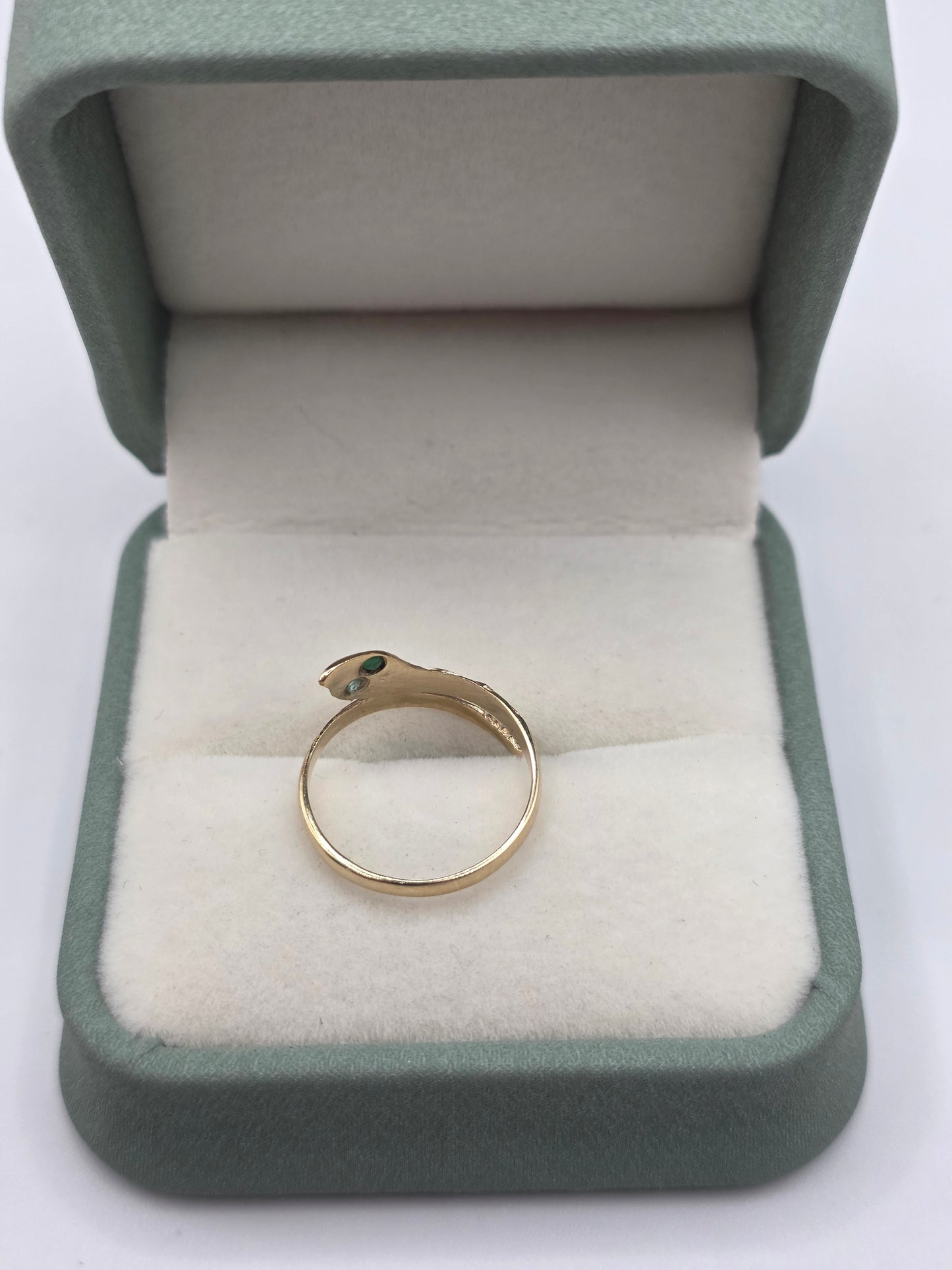 9ct gold emerald snake ring