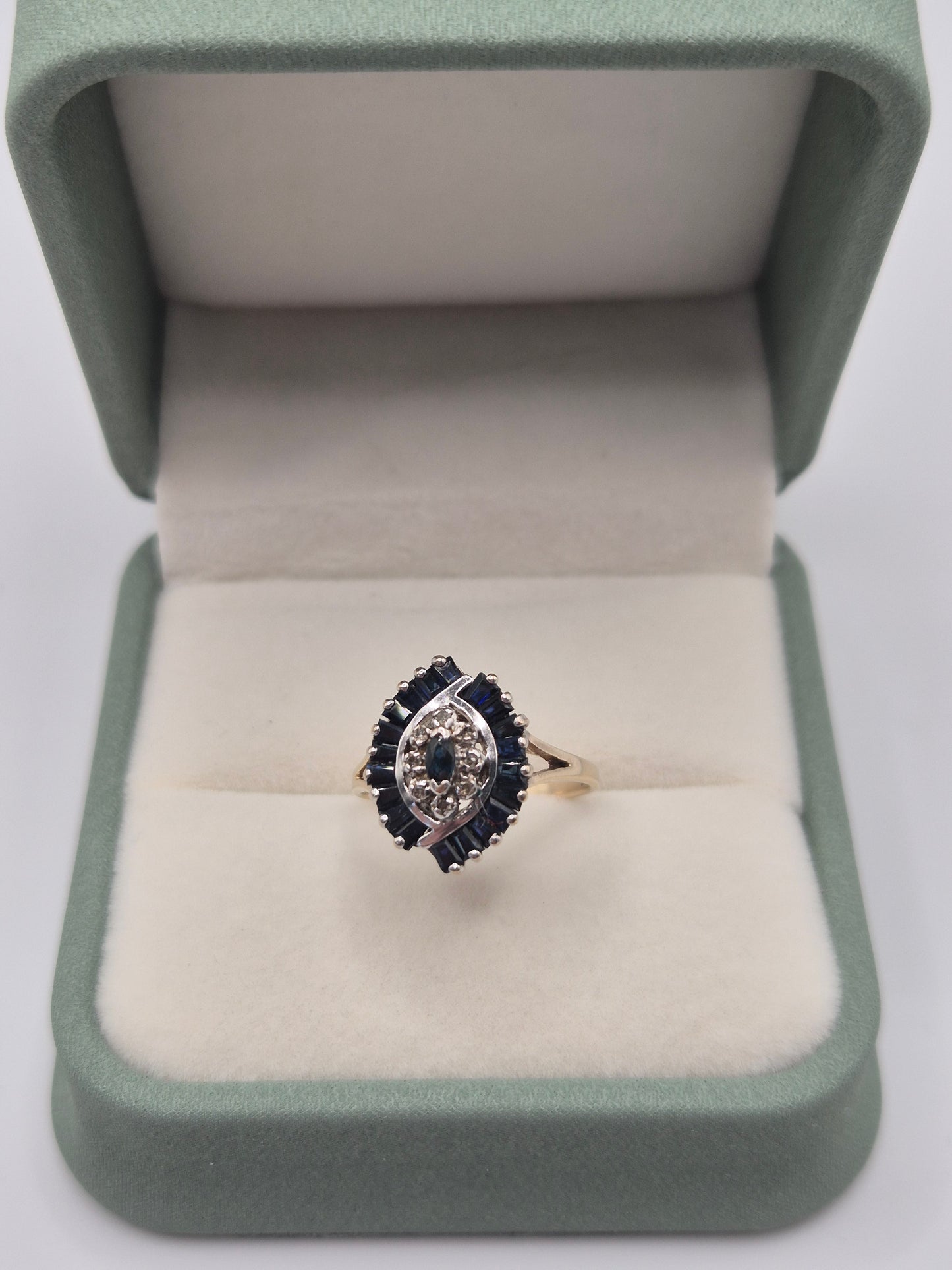 9ct gold sapphire and diamond ring