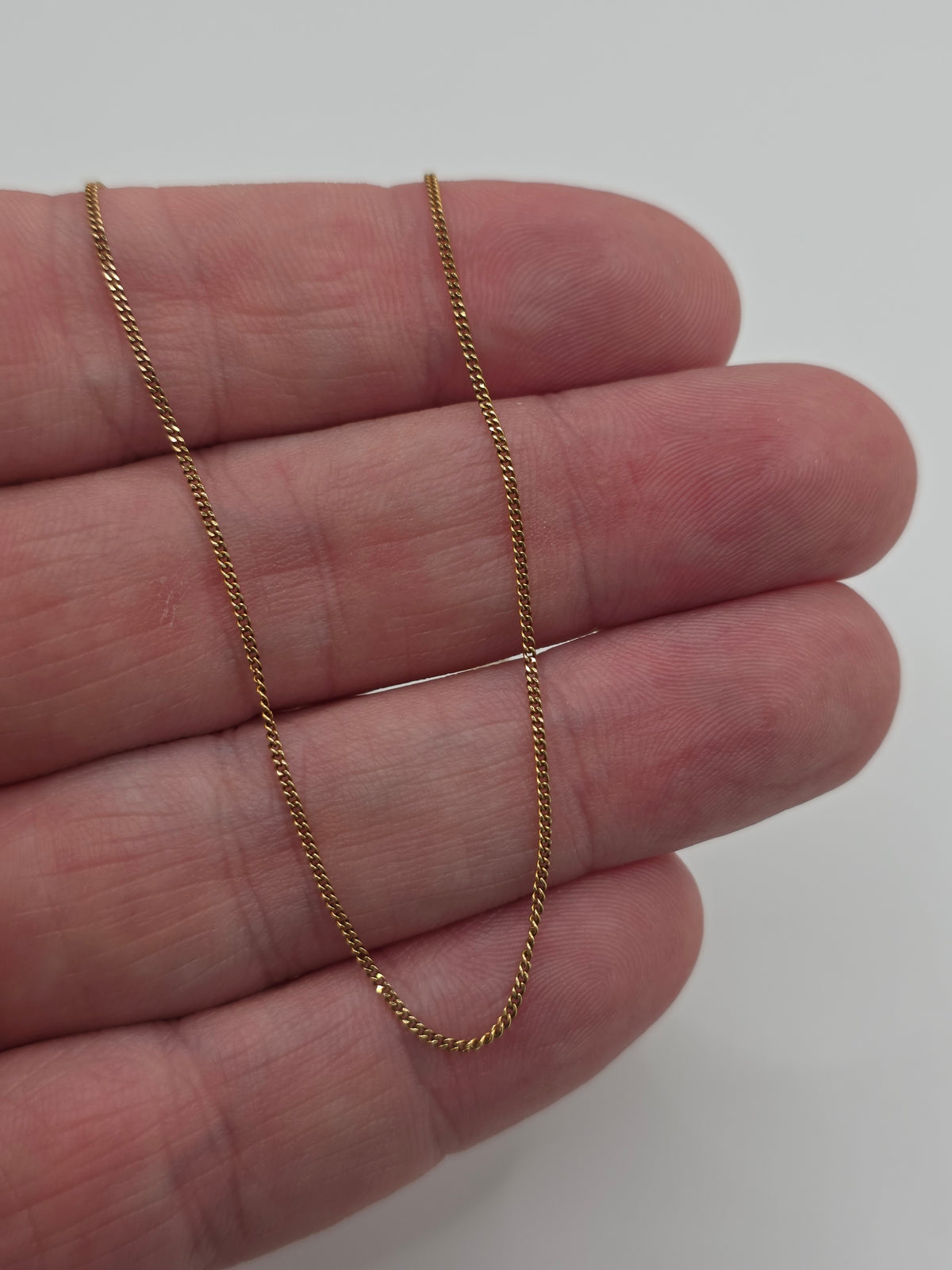 9ct gold chain (115)