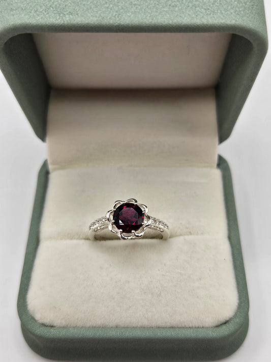 Silver garnet ring