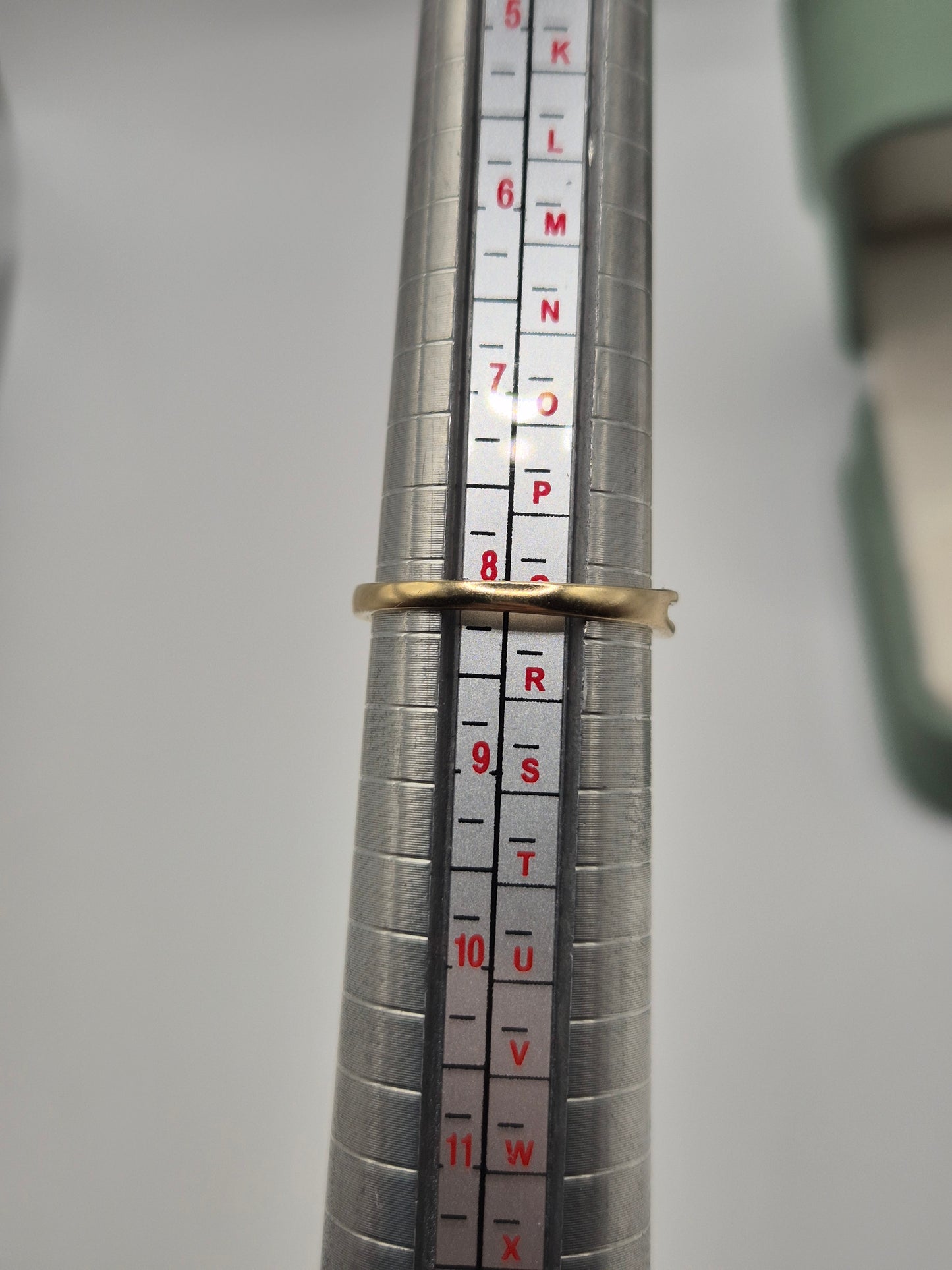 9ct gold topaz and diamond ring