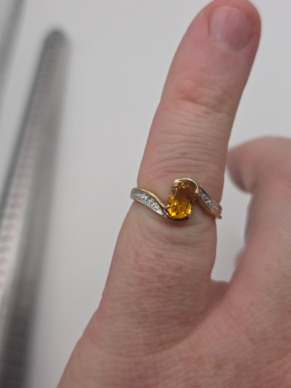 9ct gold citrine and diamond ring