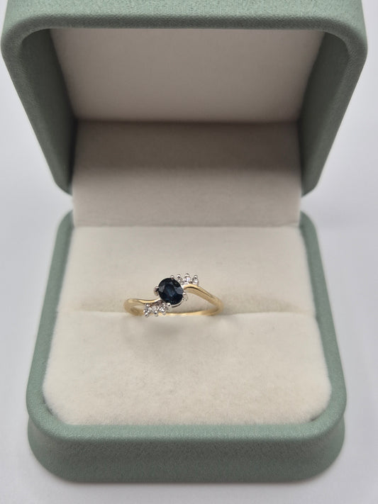 9ct gold sapphire and diamond ring