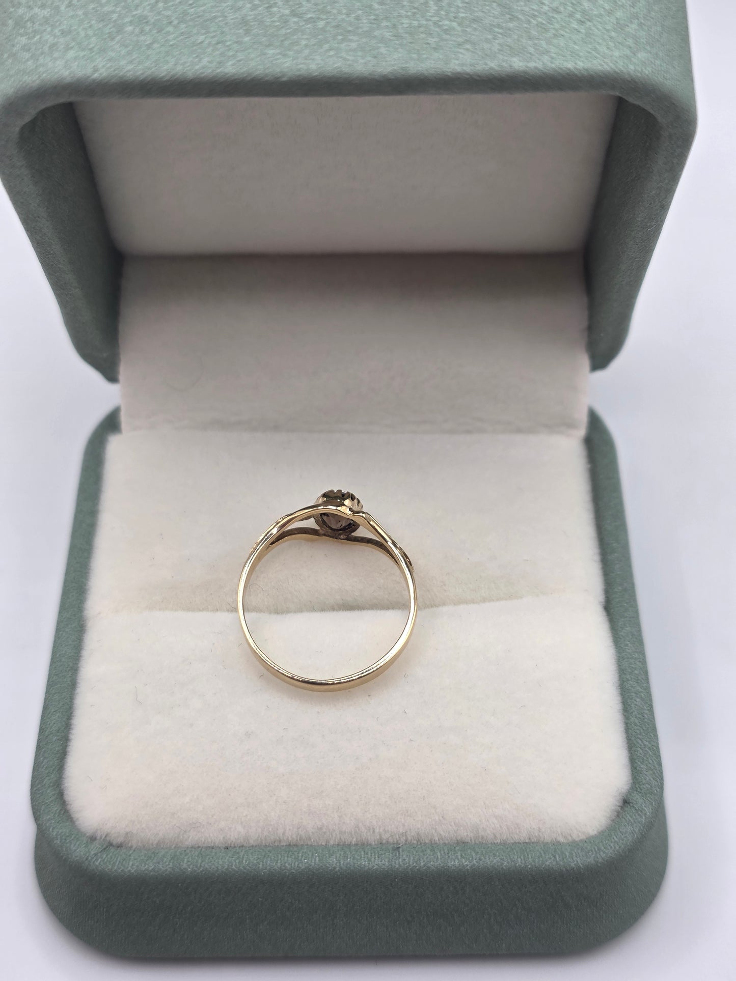 9ct gold smokey quartz ring