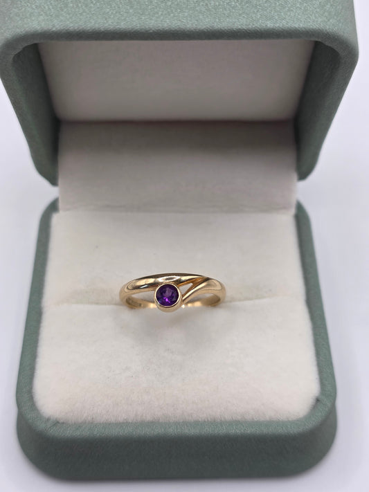 9ct gold amethyst ring