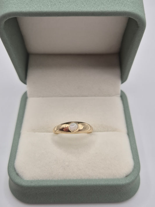 9ct gold opal gypsy ring