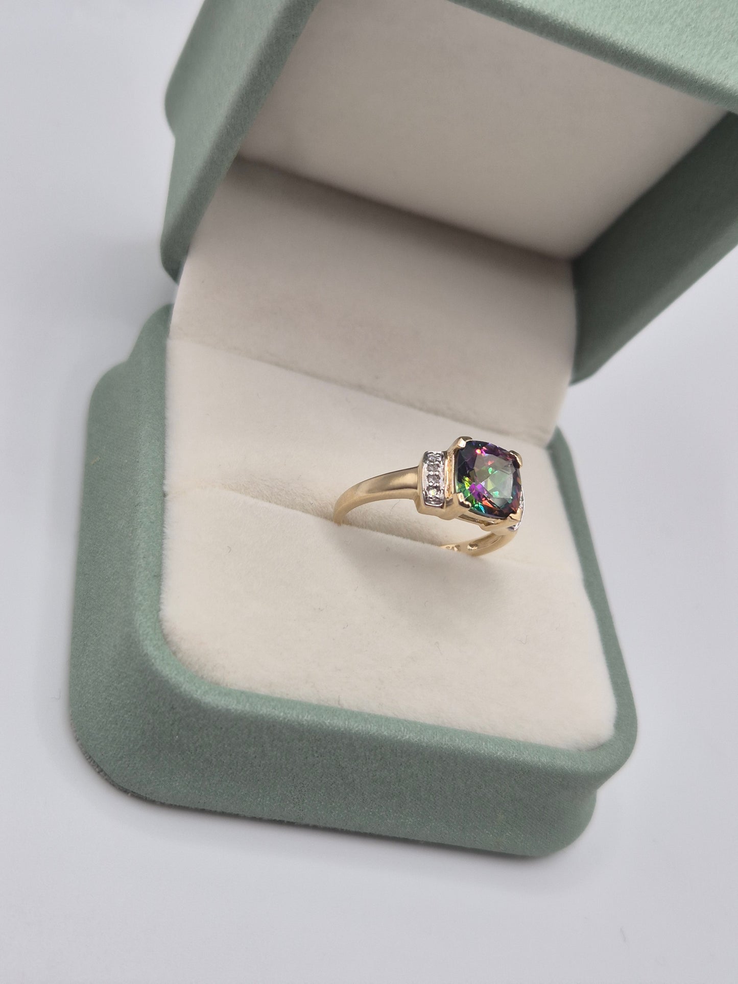 9ct gold mystic topaz and diamond ring