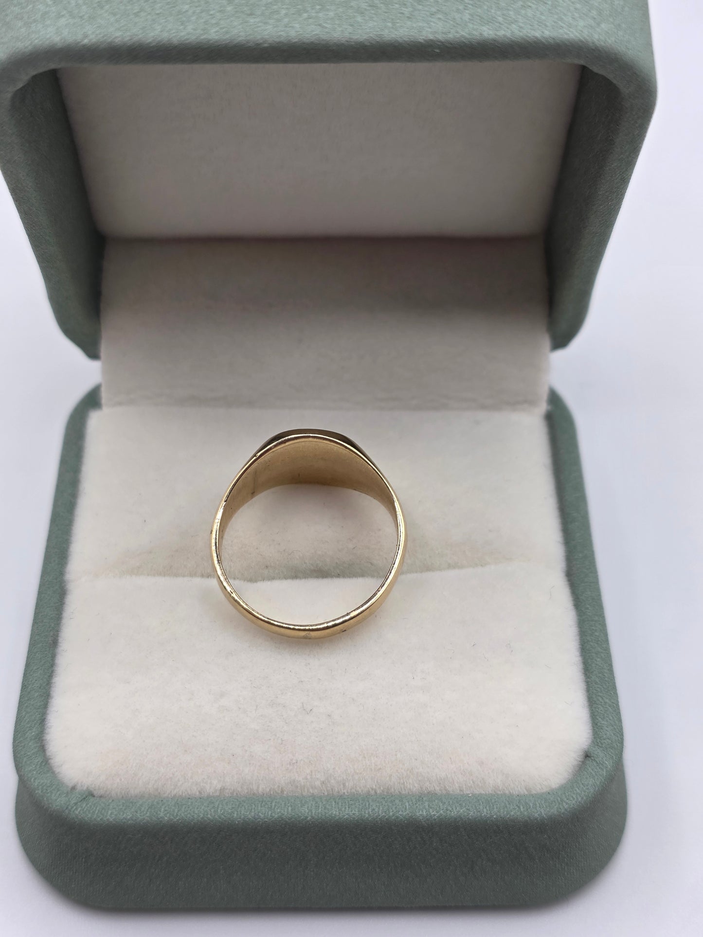 9ct gold dragon signet ring