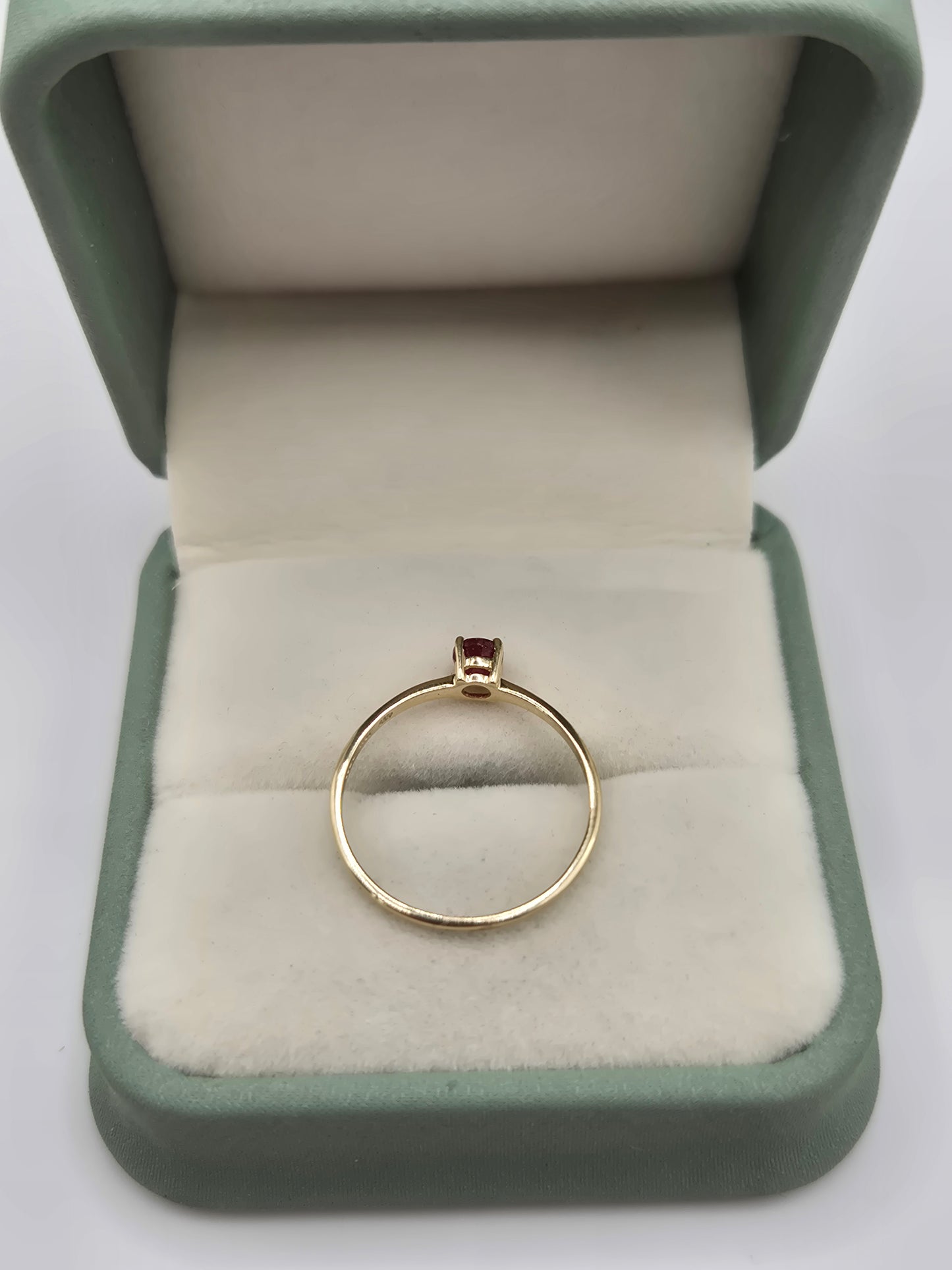 9ct gold ruby ring
