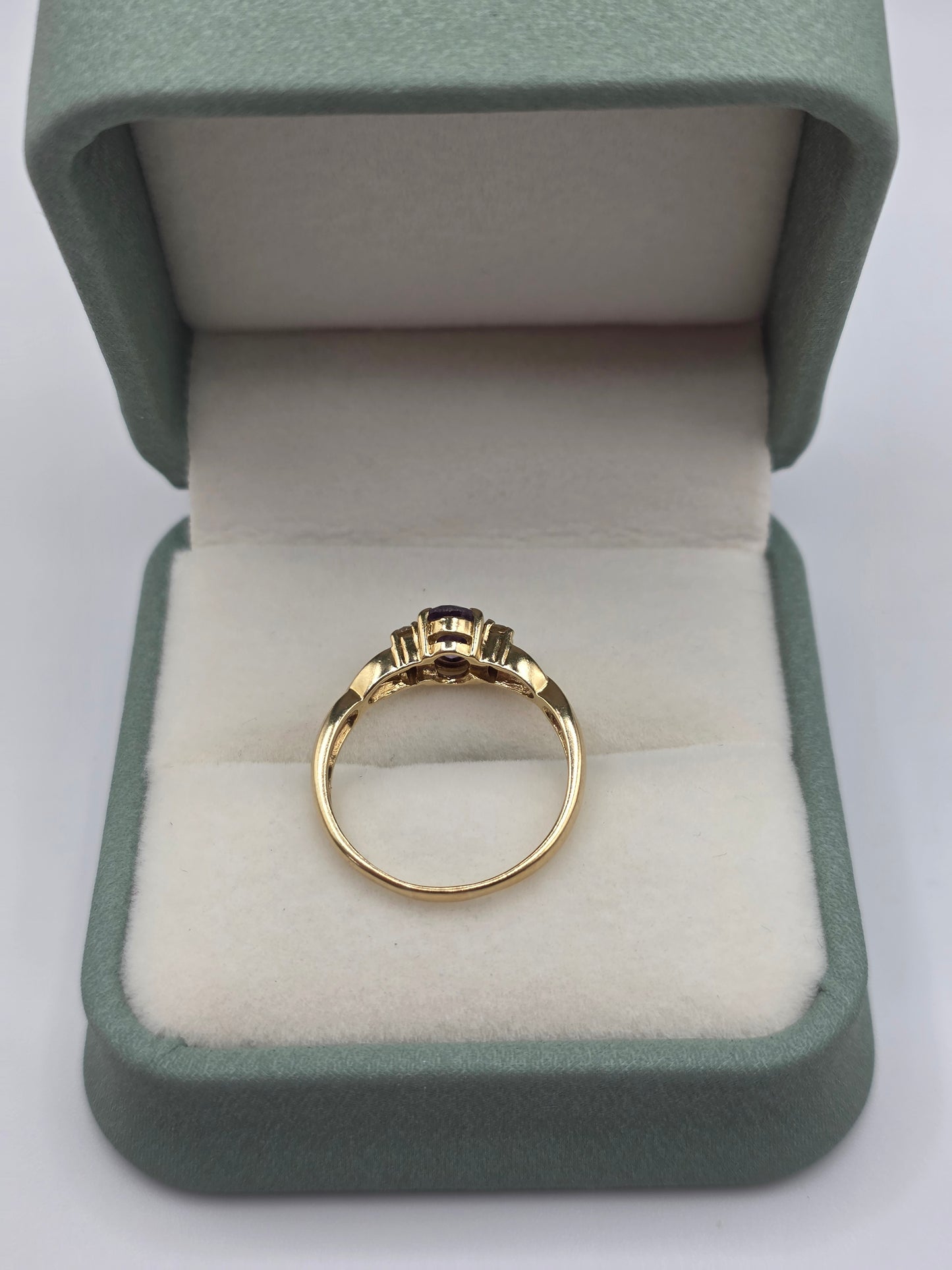 9ct gold amethyst and quartz ring
