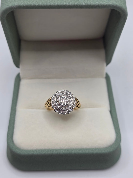 9ct gold diamond cluster ring