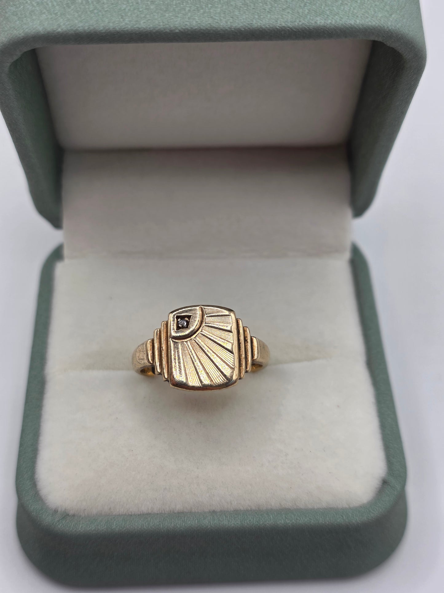 9ct gold diamond signet ring