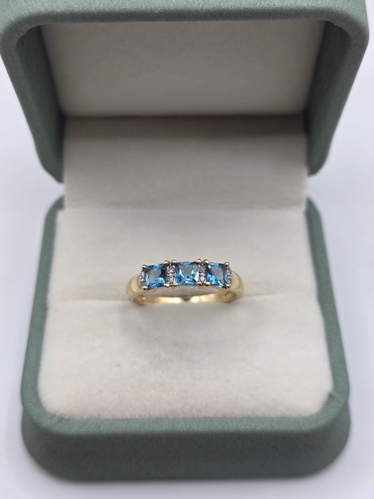 9ct gold topaz and diamond ring