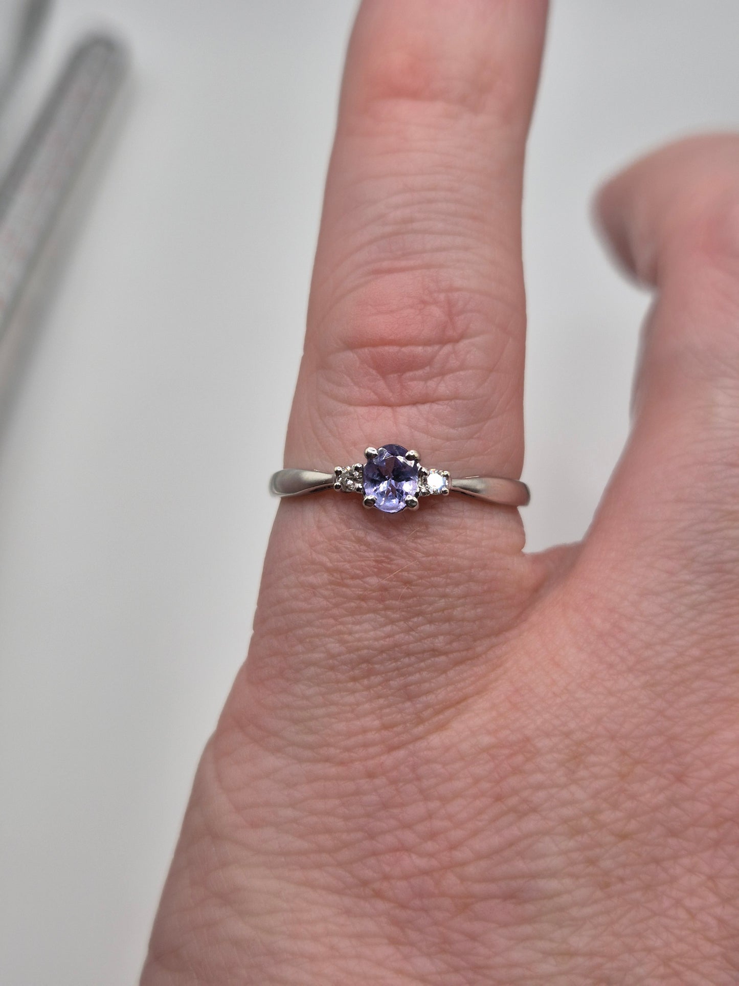 9ct white gold tanzanite and diamond ring