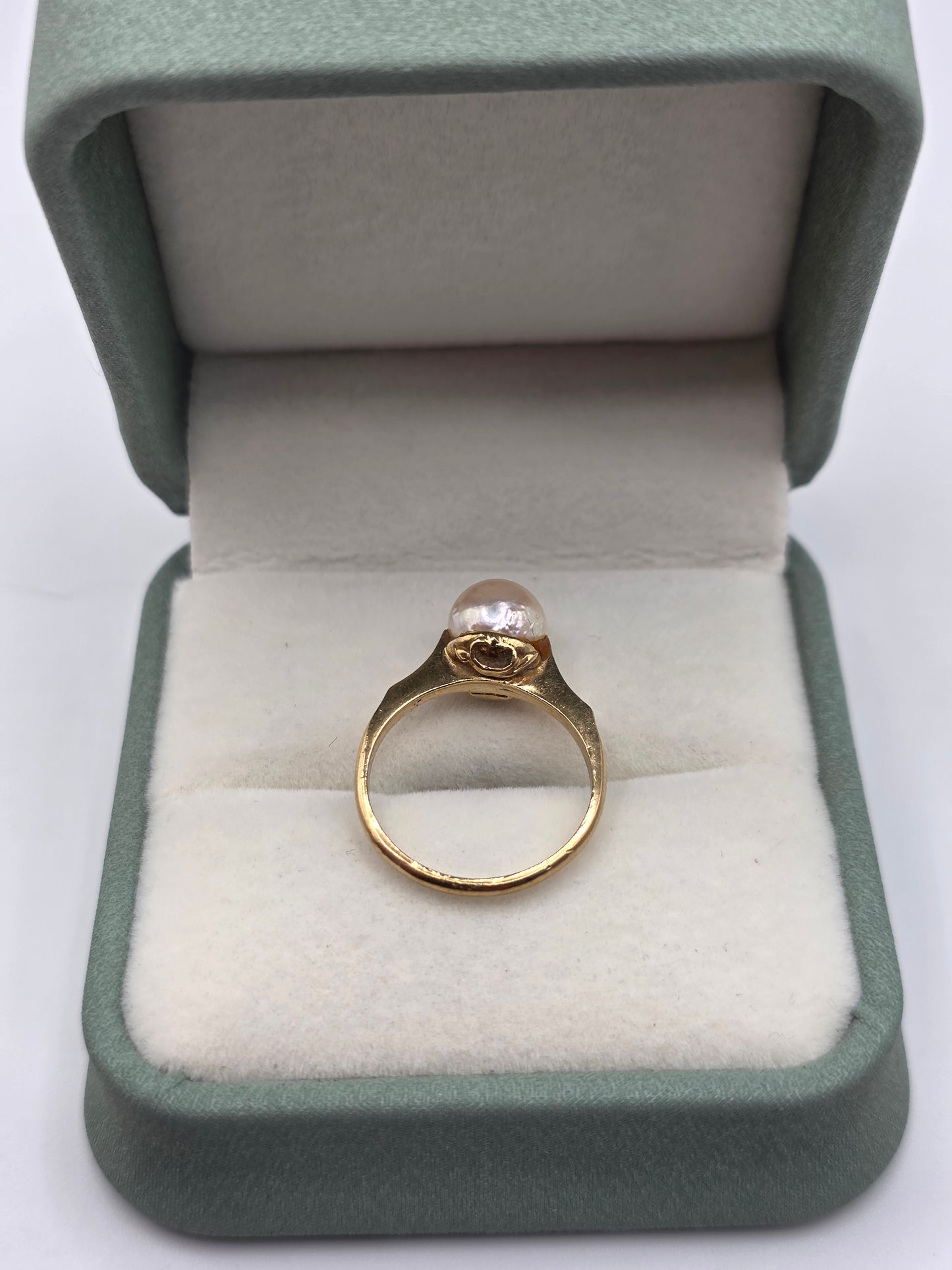 Vintage 9ct gold pearl ring