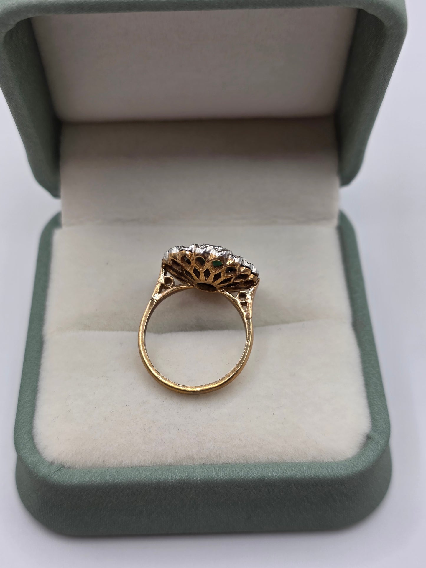 Vintage 9ct gold emerald and diamond ring