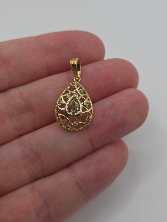 9ct gold peridot and green tourmaline pendant