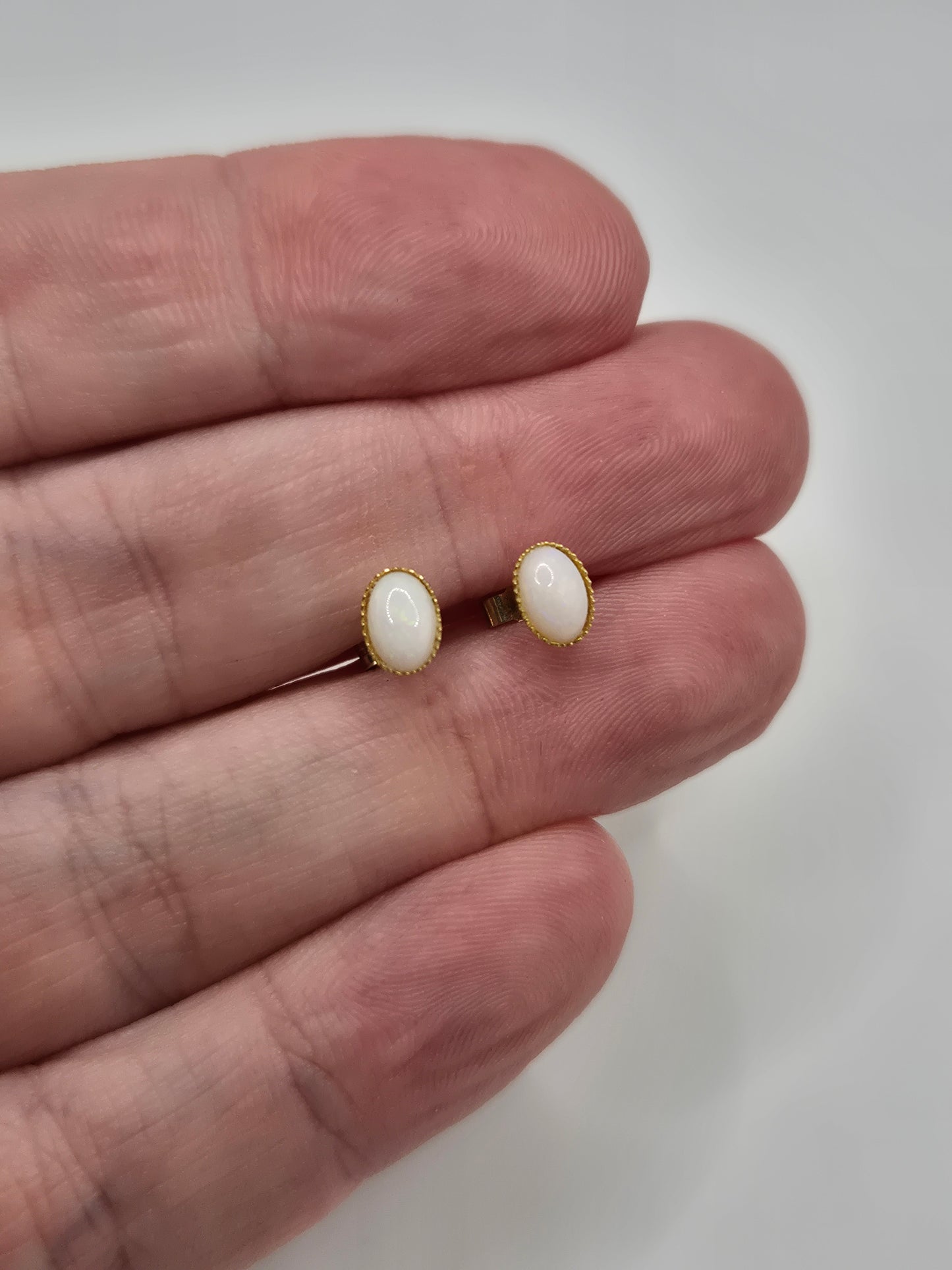 9ct gold opal earrings