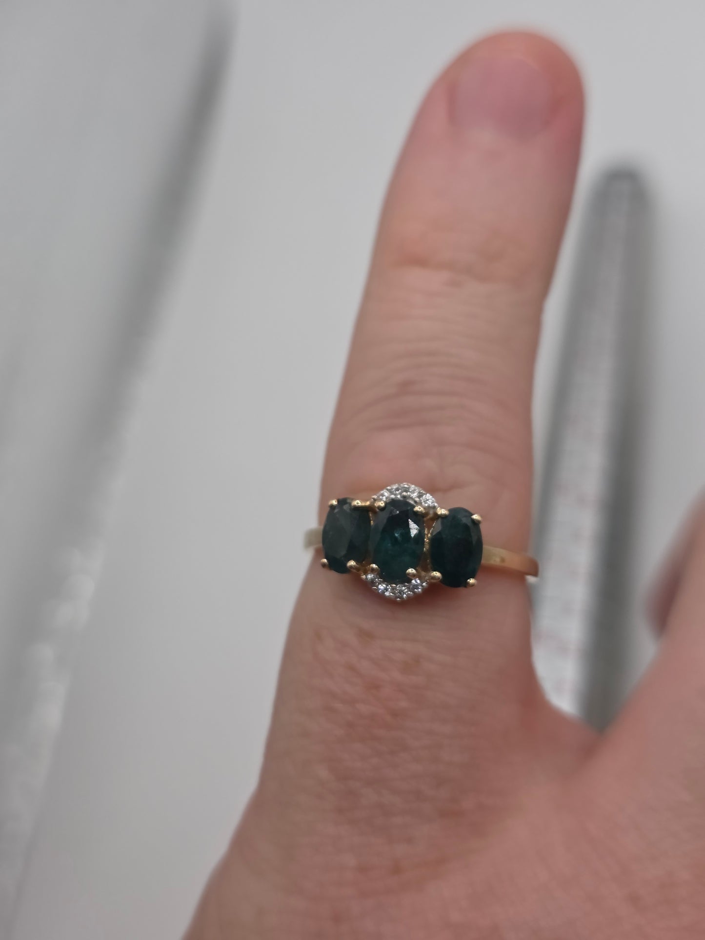 9ct gold tourmaline and zircon ring